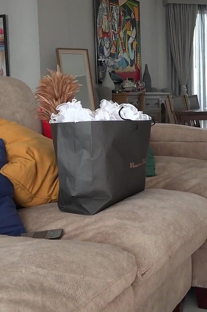 645 Moja žena pod kontrolama magičnih cipela