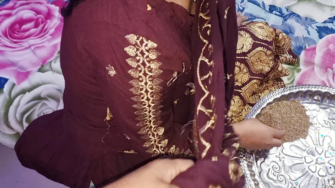 Yeni evde yeni Bangla sesli video. Bangladeşli gerçek kız videosu