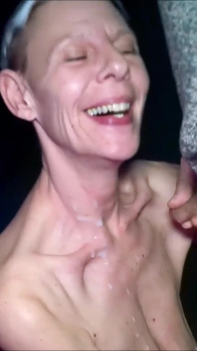 Momento memorável de "CoraBitch Blow em Porncinema em Barcelona"