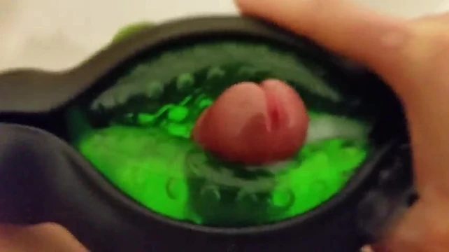 Masturbating with VerSpanken