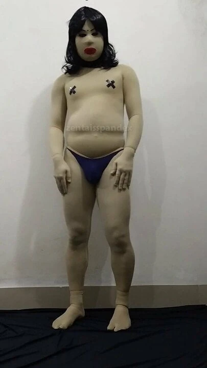 Zentai Trans, Transen-Exotik-Show