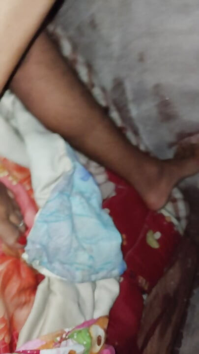 POV- INDIAN STEPMOM SHARED SINGLE BED and made step Son Happy.