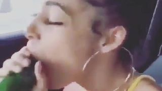 18 -jarige babe diep in de keel