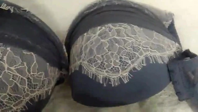 Cum on bra