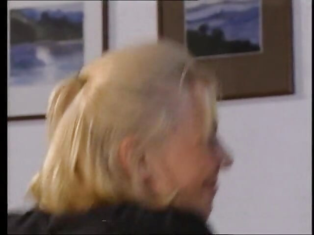 Orgy and fisting for a group of acting wild