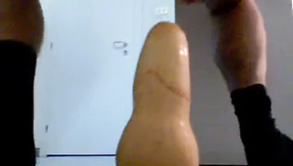 amatör anal binmek üzerinde dev butternut