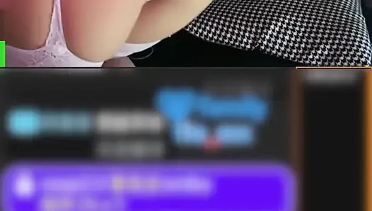 Öğretmenin video canlı yayını, şehvetli bir grup adamla paylaşıldı