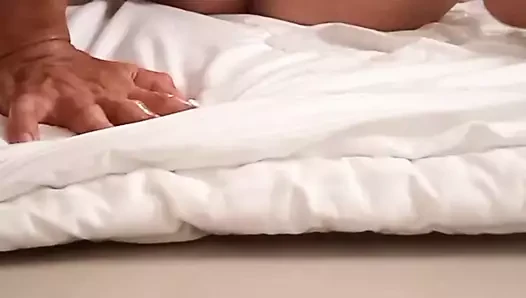 Please eat my pussy till i cum and squirt