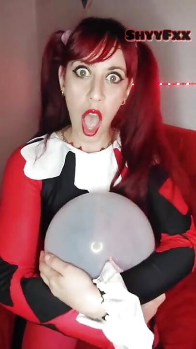 Shyyfxx Harley Quinn Celebrates Her Birthday and Sends the Joker to Her Neighbor JOI Roleplay