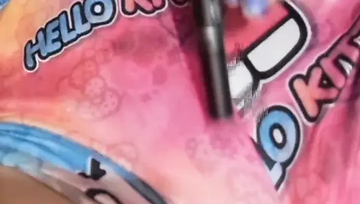 HINDISTAN MASTÜRBASYON YAPıYOR VE GÖĞÜSLERINE DOKUNUYOR