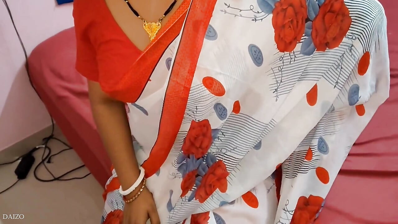 Cute Bhabi Wants to Play with Her Dewar Hindi Audio