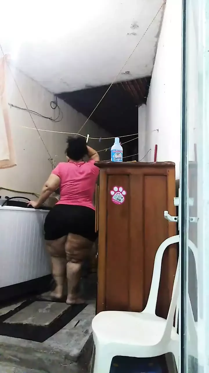 love make me chaka chaka how my washing machine moves my big ass.