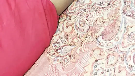 Devar bhabi romantis di gadis pantat besar bangla buatan rumah di India nazma