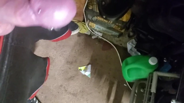 slow motion cum