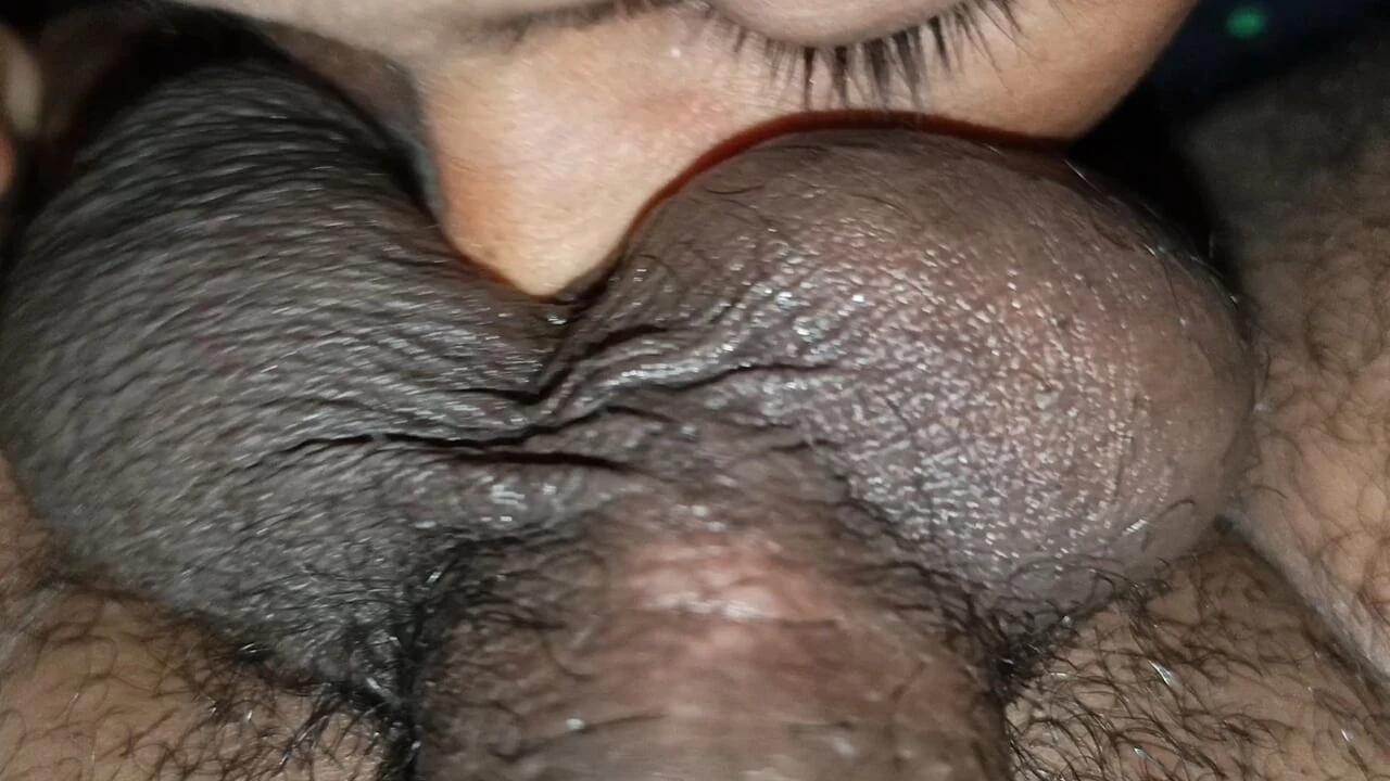 Chupando mi polla a mi novia cuando tu novia habitación de hotel