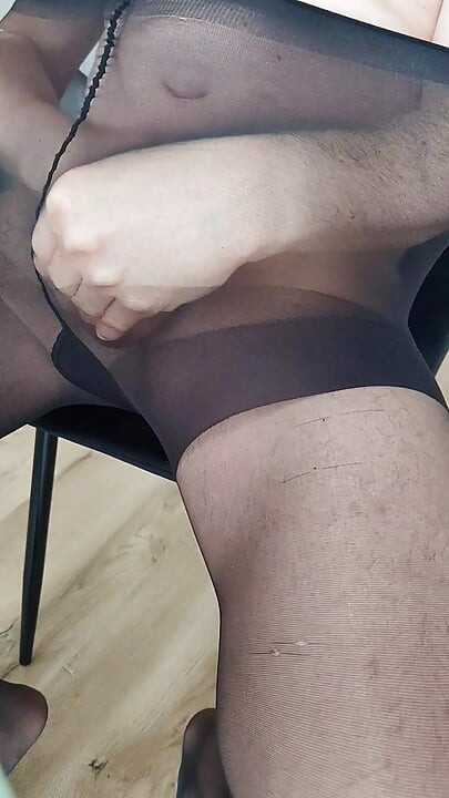 juicy nylon cumming
