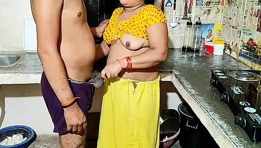 Bhabhi fuking neighbour boy's