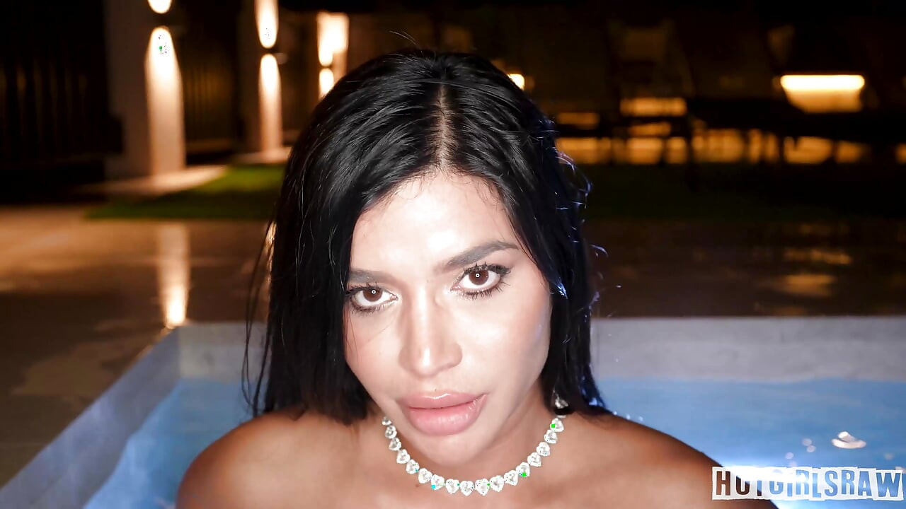 Sexy Sara Retali En España