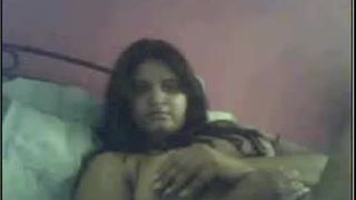 Extreem geile mollige Gujarati Indische op cam deel 2