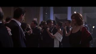 Beroemdheid Rene Russo seksscène-Thomas Crown-affaire (1999)