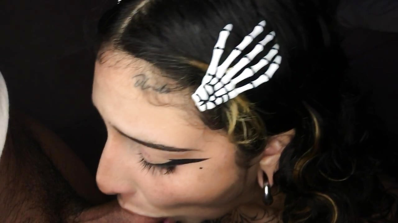 Colombian goth bitch is the best blowjob