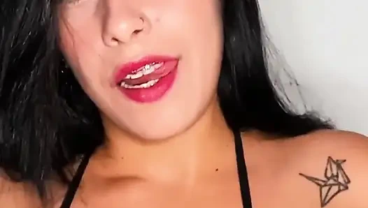 MILF Кайли Эллиш жёстко занимается сексом с Брайаном Эвансом своей большой попой