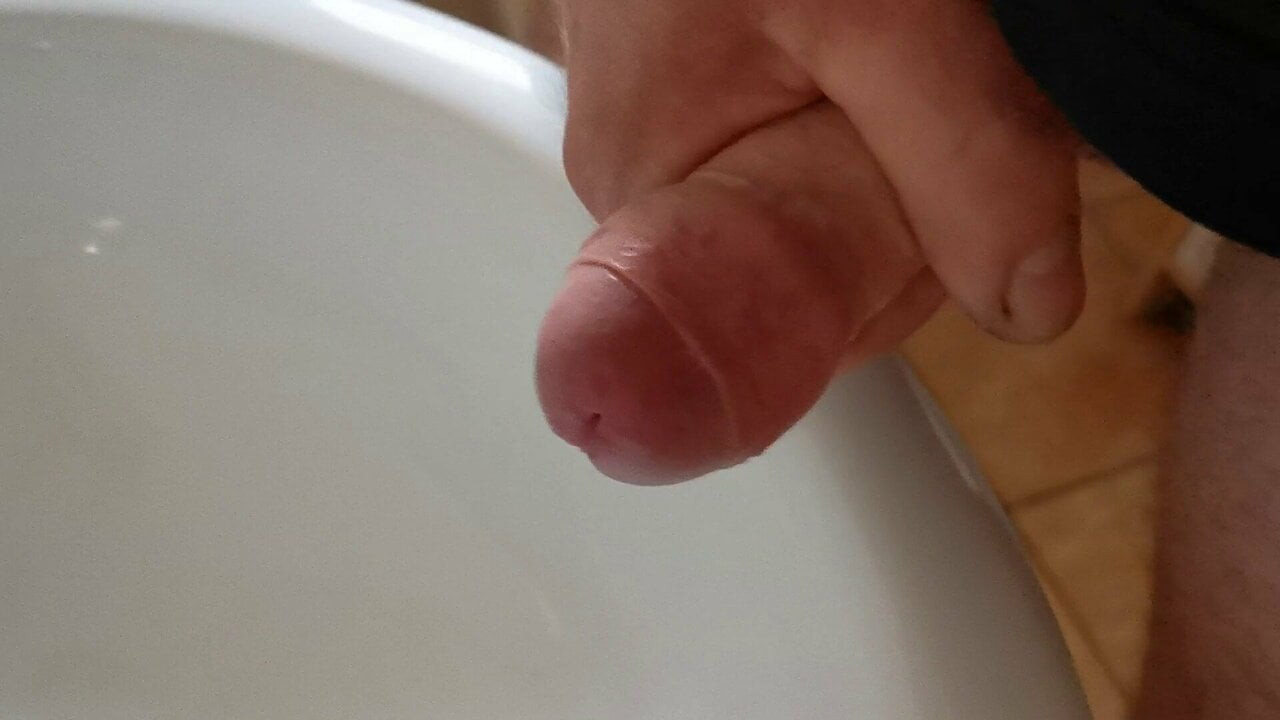 Masturbation to cum
