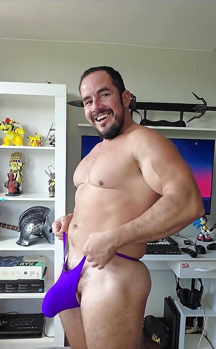 Purple Tong