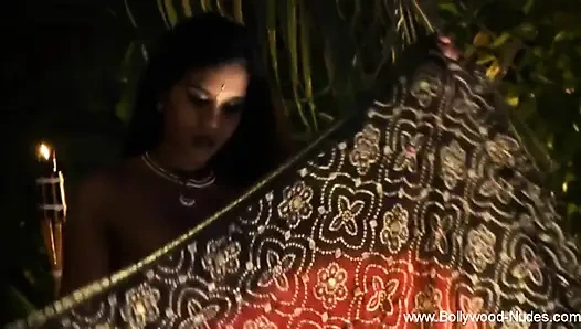 Чувственный квест Bharat Natyam Dancer