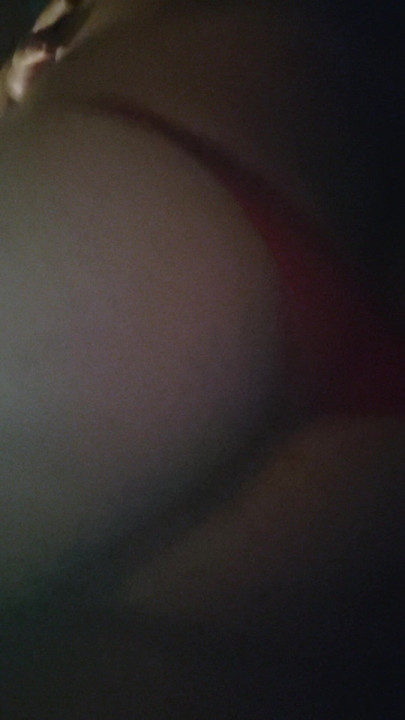 just moving my booty around enjoy