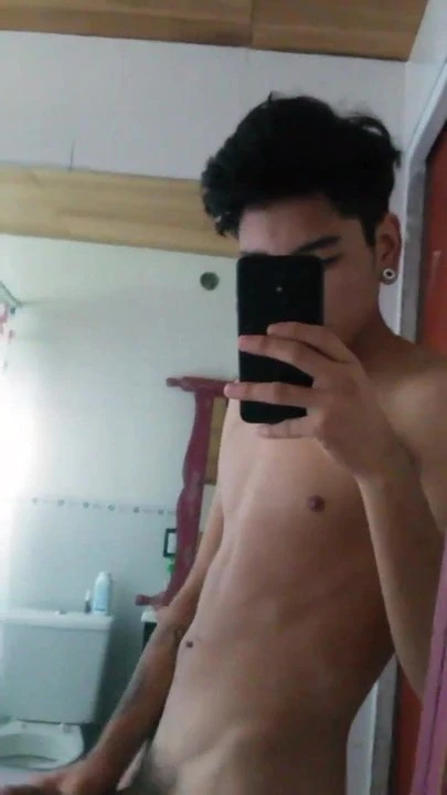 big dick asian twink on phonecam (13'')