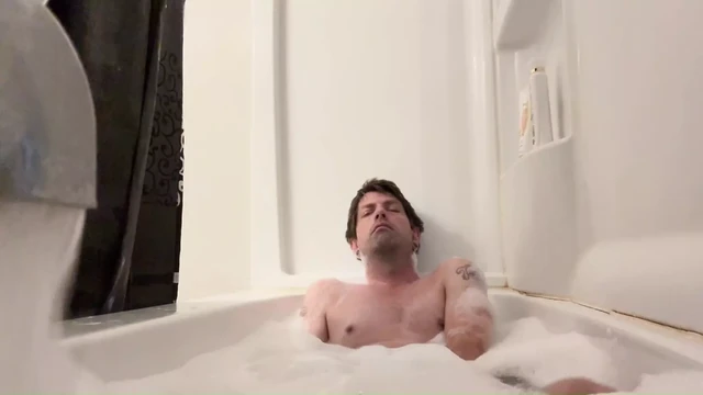 Fingering His Ass, Jeffrey Jaxxon Takes Hot Bath and Jerks It, Almost Cumming on the Camera