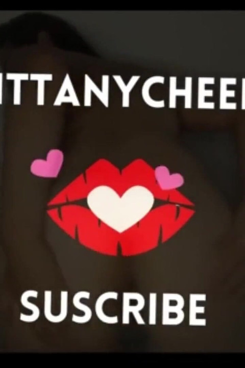 MILF Riding Deep Anal on the Floor and Gives Herself a Huge Cumshot