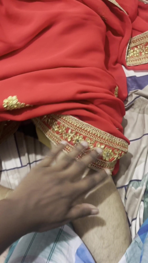 Bhabi was saying work with a condom and we had sex without condom | Clip 1