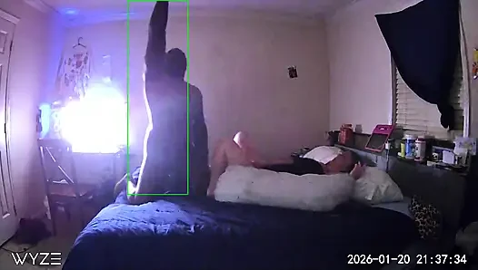 Pregnant wife creampie