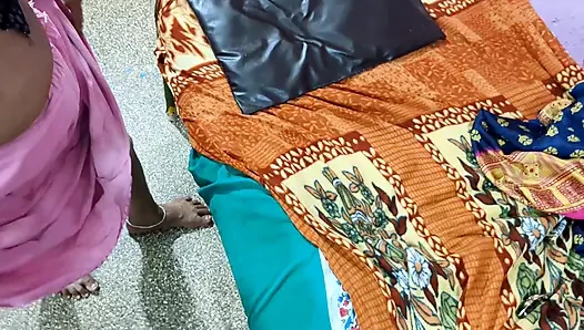 Я подняла свою тещу вниз головой и лизала ее волосатую киску своим языком