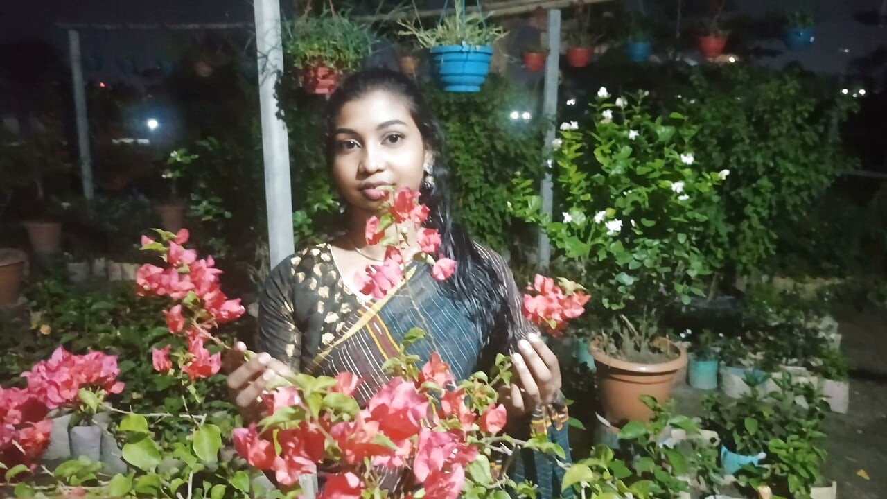 बंगाली आवाज पर देसी आउटडोर इंडियन एक्सप्रेस होटल में चुदाई और