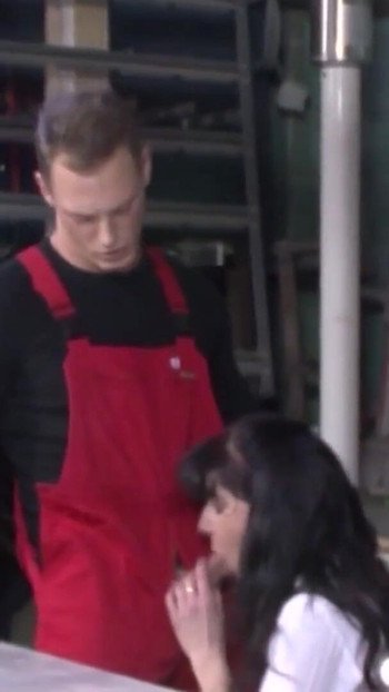 Stunning moment from "Andrea will ficken und ihr Mann schafft es nicht"