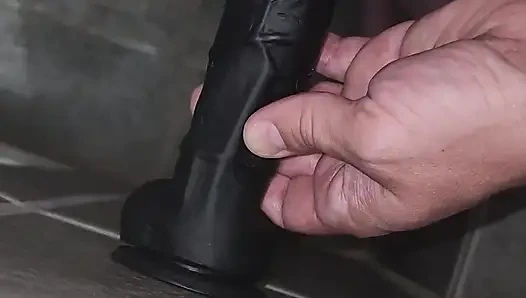 Sürprizle penis oyunu
