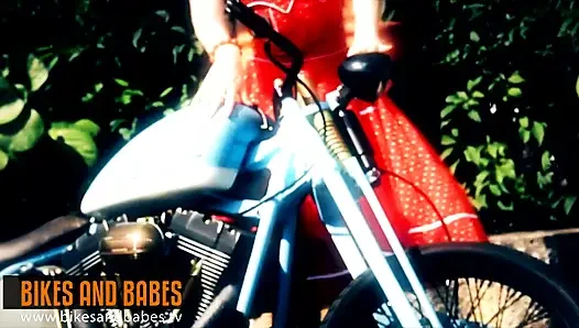 Amelia de luxe - bisikletler ve hatunlar tv seksi videolar