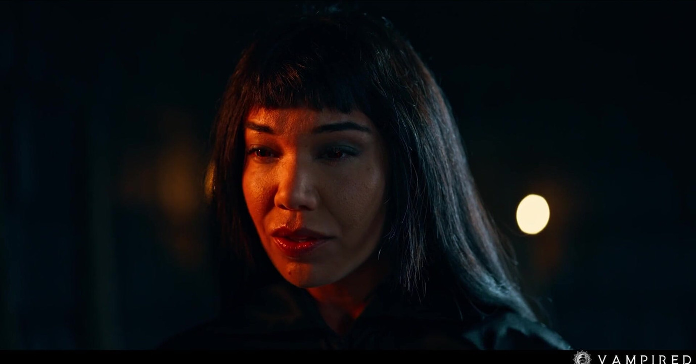 Lesbian Vampire Transformation Cosplay with Little Puck & Veronica Leal - Big Tits Milf Sexy Kissing