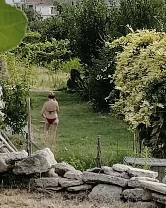 María en traje