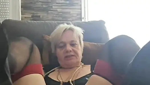 A sexy stepmother caresses her vagina and her big ass