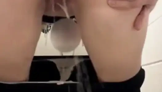 Shaved Pussy Work Pee