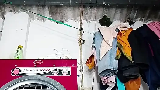 Ateşli güzel yengenin güzel amcığı eğlenceli seks Hintçe ses bhojpuri ses desi seksi video