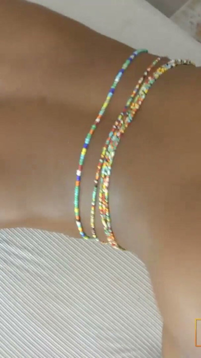 Quente africana rasta amadora modelo fodida duro de quatro em primeiro plano | Clipe 1