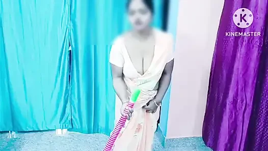 Hausmädchen verführt den stiefsohn des besitzers, um das Gehaltserhöhung zu bekommen - tamilischer erotikfilm mit heißem stöhnen