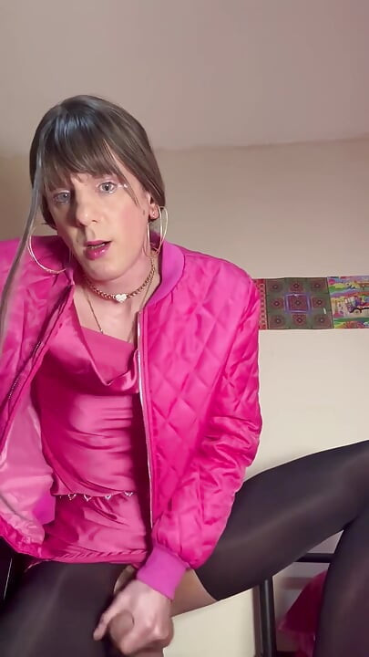 Jess Rides Dildo