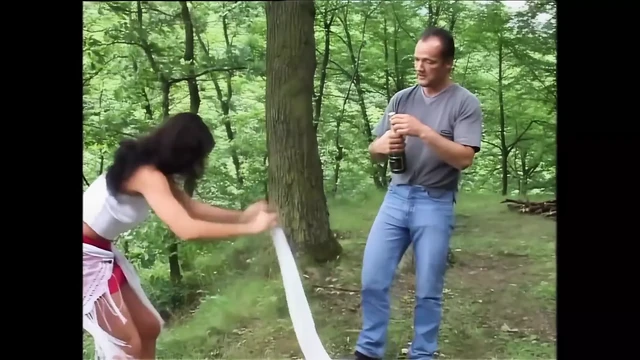 Hot Babe Loves to Deepthroat and Squirt Piss in the Forest