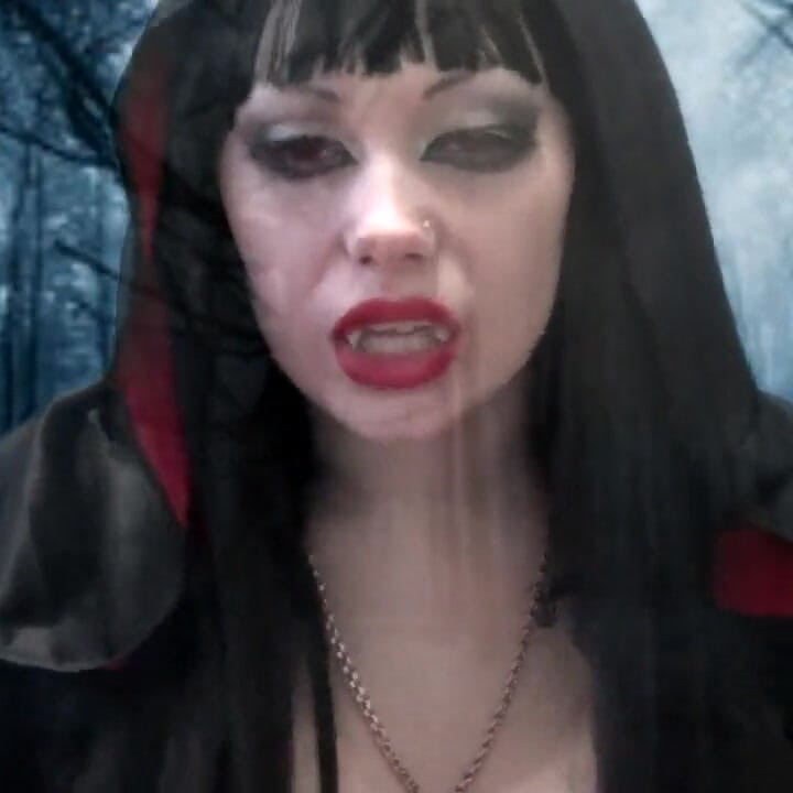 Vampire Mistress will byte you and transform you to her slave